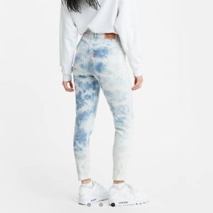 Levi’s 721 High Rise Bleach Dye Skinny Jeans